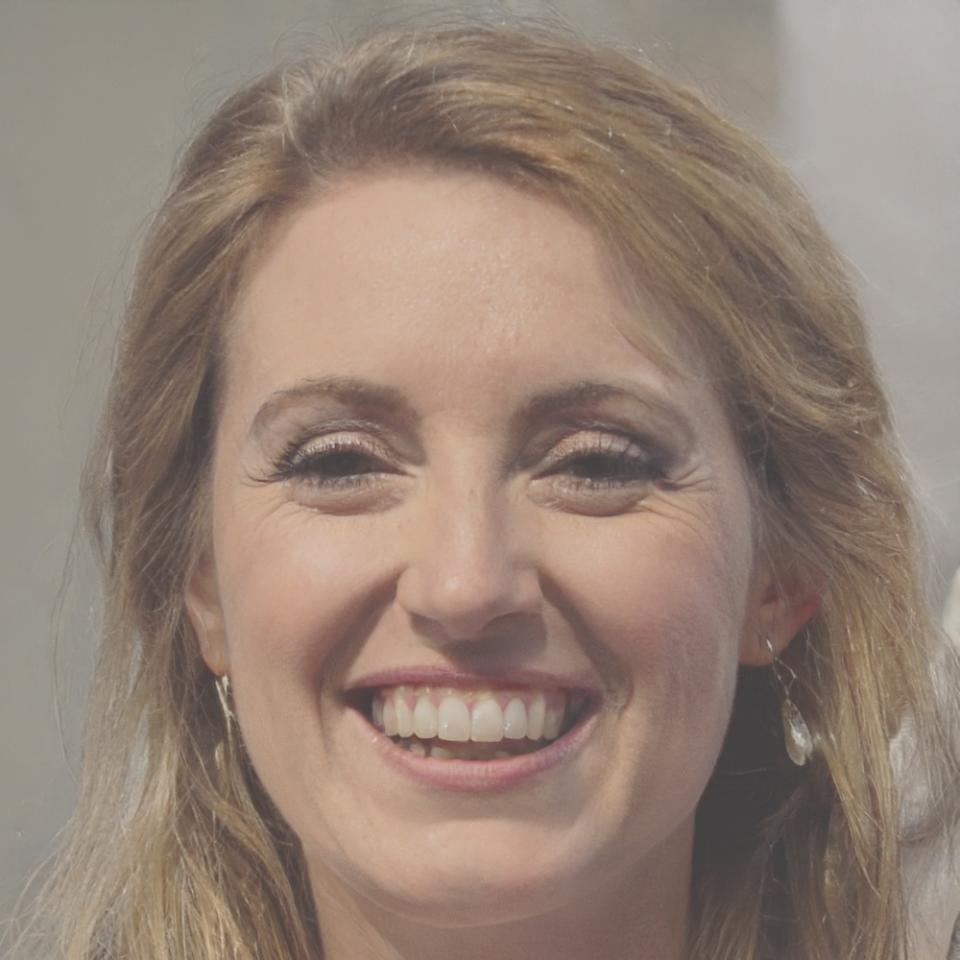 Sienna Bradshaw instructor profile